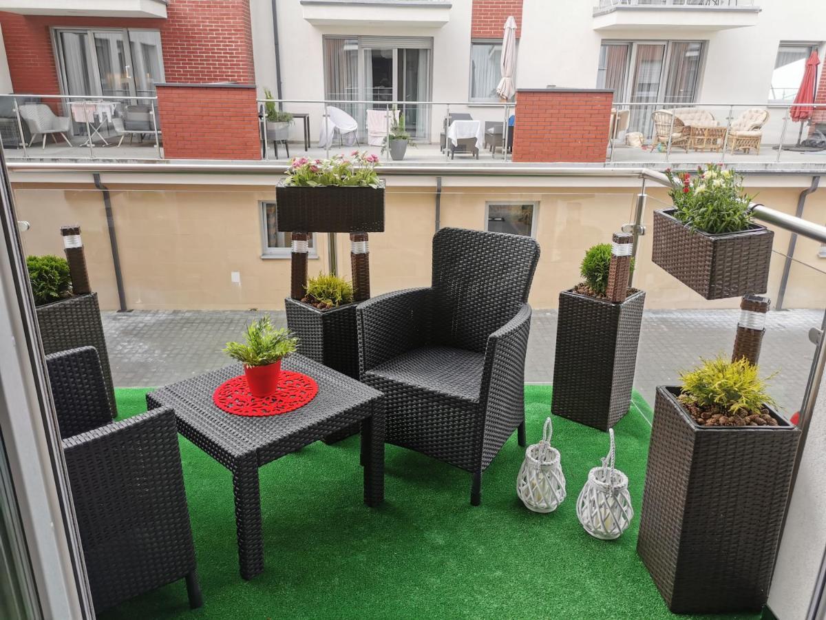 Apartament Ibiza Przy Plazy Ревал Екстериор снимка