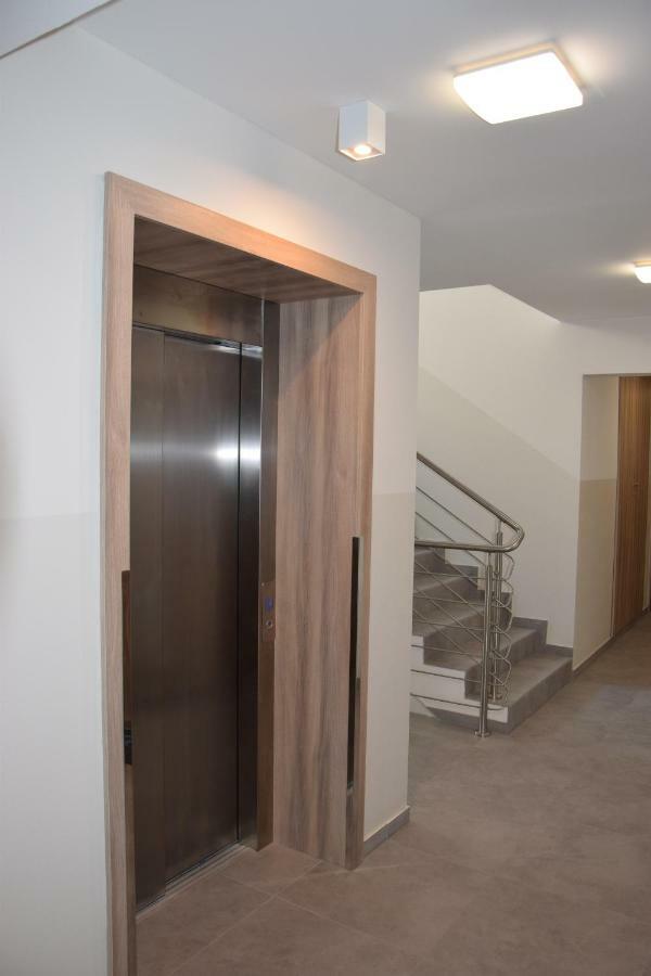 Apartament Ibiza Przy Plazy Ревал Екстериор снимка